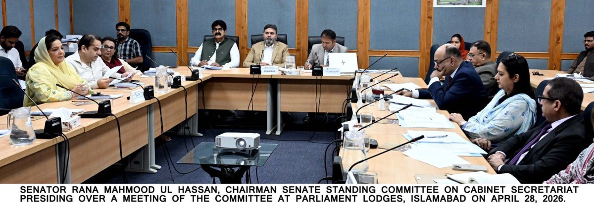 SenatePakistan's tweet image. 🇵🇰 Senate Standing Committee on Cabinet Secretariat Chaired by Senator Rana Mahmood ul Hassan; reviews salary disparities, dual nationality policy, OGRA’s Rs125bn PDC claims; directs reforms, audit within 2 weeks &amp;amp; refers pay issues to Finance Division.
#Senate #Governance