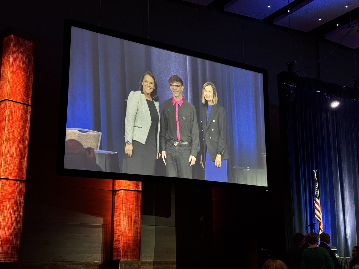 CB_ECA's tweet photo. Congratulations to Early College Academy seniors Noelle McCormick and Daniel Cannon - two of just 429 recipients of the Iowa Governor’s Scholar award! #LeaveYourMarkCB @ALHSathletics @TJHSAthletics @CBCommSchools @IHSAA @IowaFarmBureau https://t.co/F3rm6sgxNX