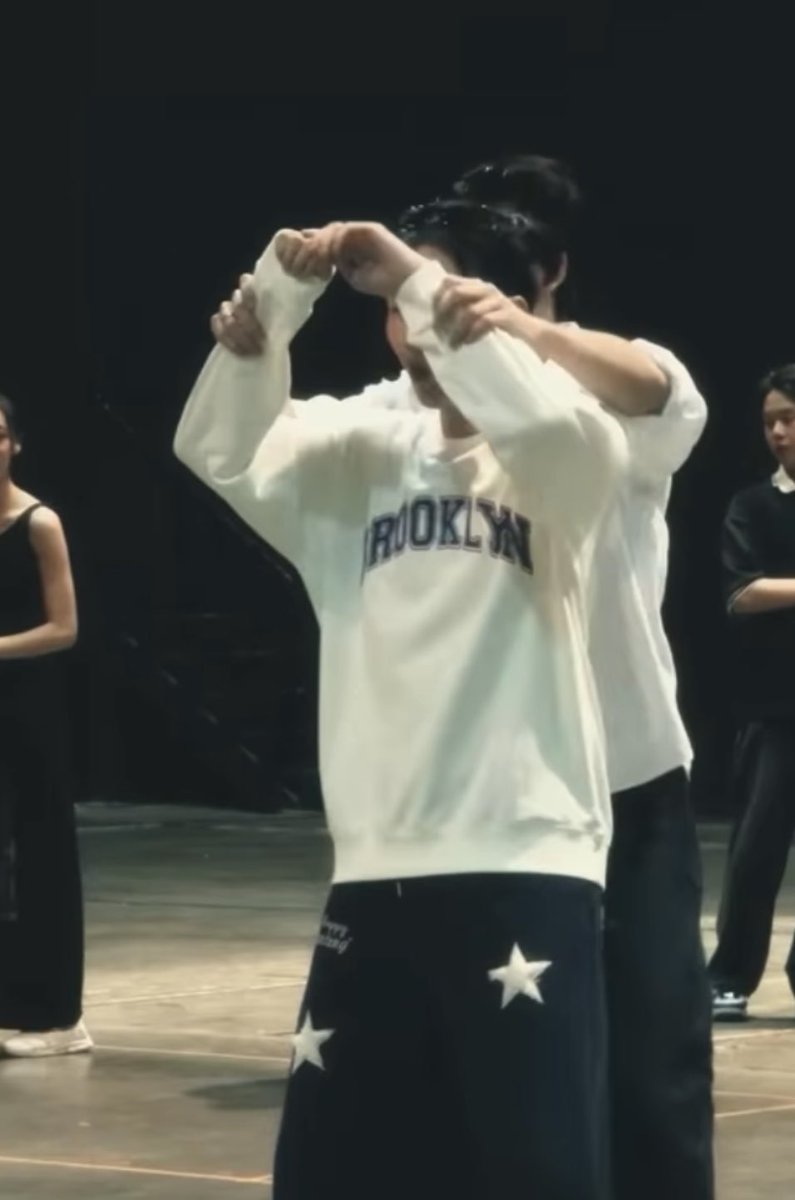 daisy. ♡🪷// feat. knp tweet media