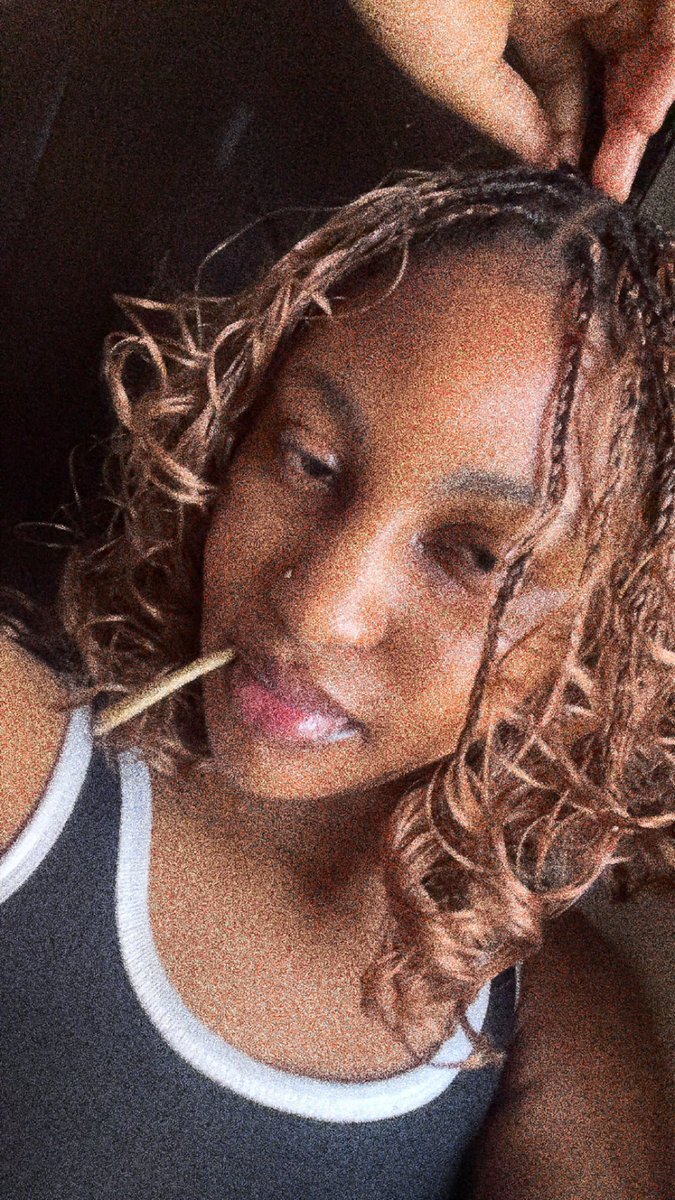 ✨✨Danielle✨✨ tweet media