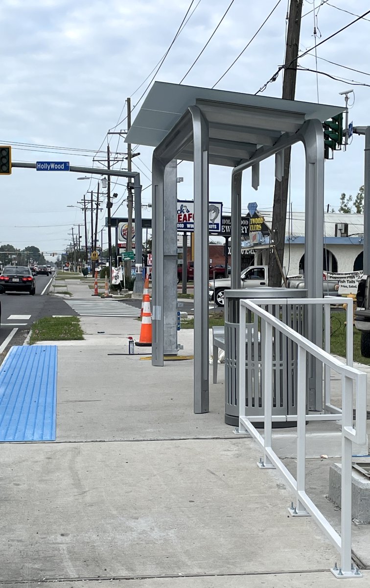 brapidbtr's tweet photo. 🚧 Progress continues on the north Baton Rouge corridor! New bus shelters &amp; signage underway at Denham &amp; Hollywood, while downtown sees concrete/electrical work. Signals, striping &amp; signs advancing corridor-wide.

Stay tuned for #BRapid updates 👉 https://t.co/jNc0vGn992 https://t.co/6YErsd2lJh