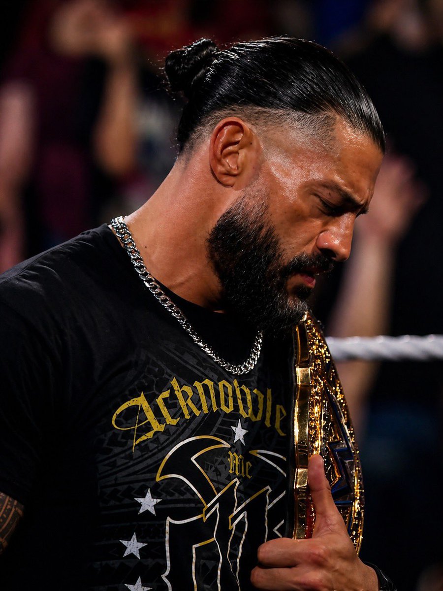 𝐑𝐎𝐌𝐀𝐍 𝐑𝐄𝐈𝐆𝐍𝐒 | NOT: @WWERomanReigns. tweet media