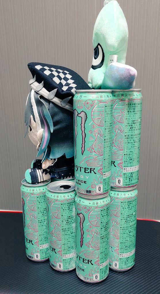 無事家のﾐﾆﾁﾊちゃん用の椅子？玉座が完成しました！目はバキバキです😀
ﾐﾆﾁﾊ｢ｷﾞｮｸｻﾞ‼😆｣
気に入ってくれて良かったです😆
#みてやちはや
#輪堂千速