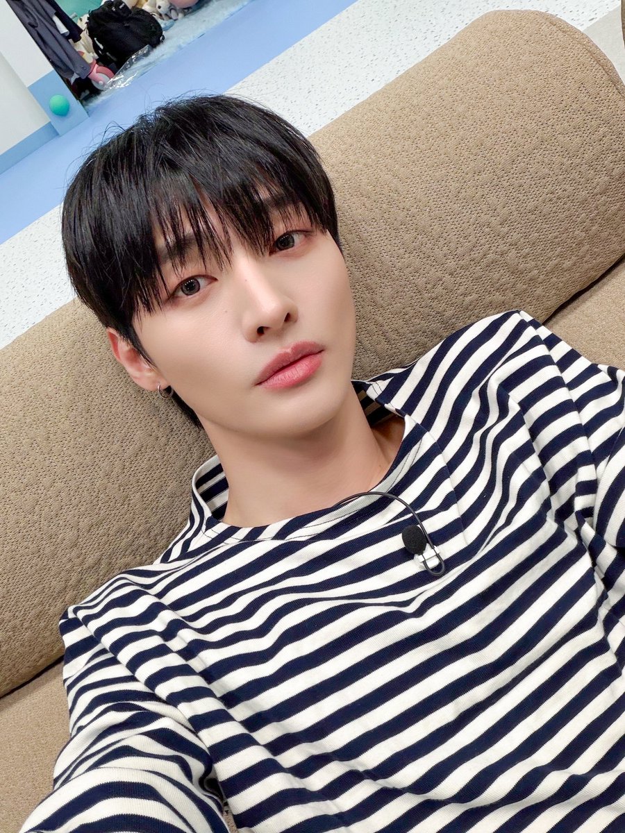 윤지성 (Yoon Jisung) Official tweet media