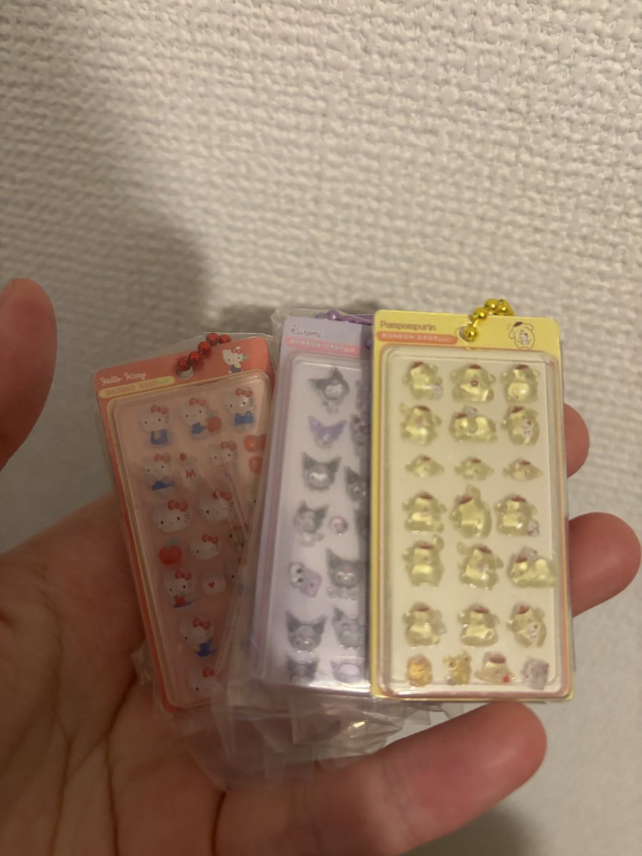 yk06292's tweet photo. 探しに行く暇がどうしてもないけど欲しくて課金しました😭😭😭
でもめちゃくちゃこれ可愛いのね🙂‍↕️！ https://t.co/4GEvq0Y5AN