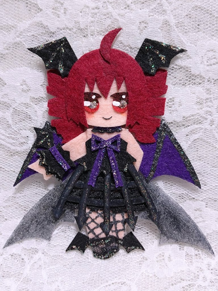 ミクの日用に作ったオリジナル衣装の天使ミクさんとテト誕用で作ったオリジナル衣装の悪魔テトさんを並べてみた🤍🖤
#初音ミク 
#重音テト