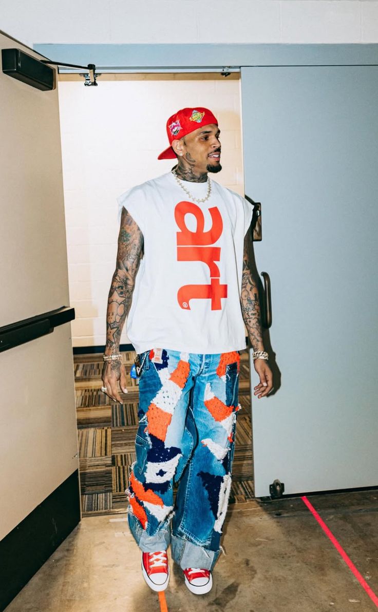 Chris Brown Origin  tweet media