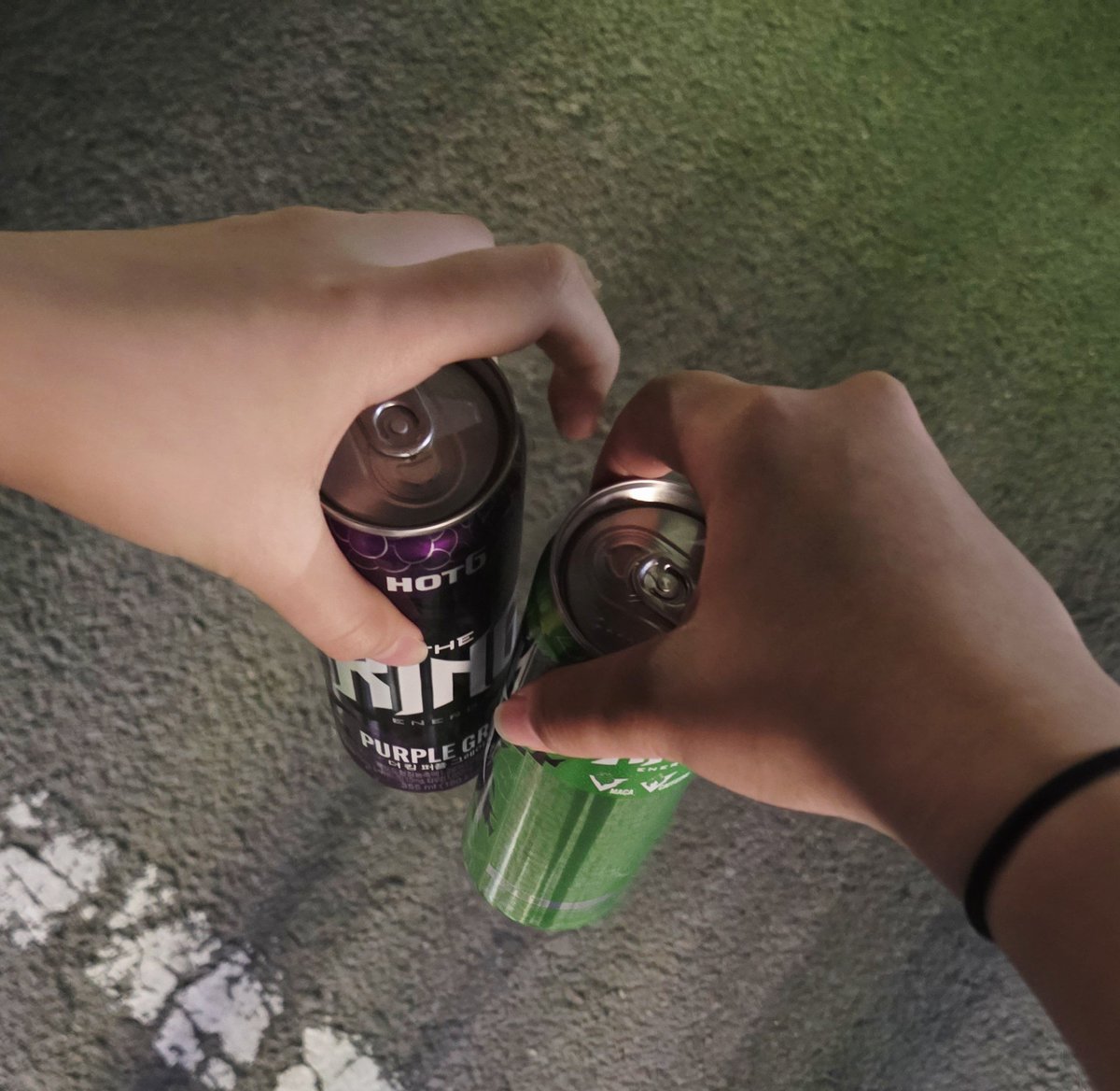 츄라스 tweet media