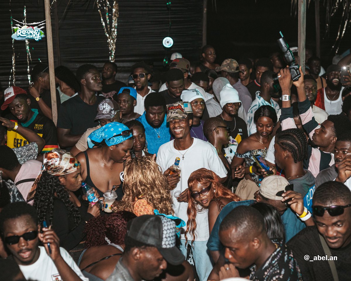 RecoveryGlobal_'s tweet photo. First drop from the Y2K Rave just landed 🤏🏾✨
Baggy fits, throwback vibes, pure energy… and this is only the beginning.

Tap in, spot yourself, and tell us your favorite moment 👀📸
https://t.co/3bCS4FPDi5 https://t.co/5TN39kExW6