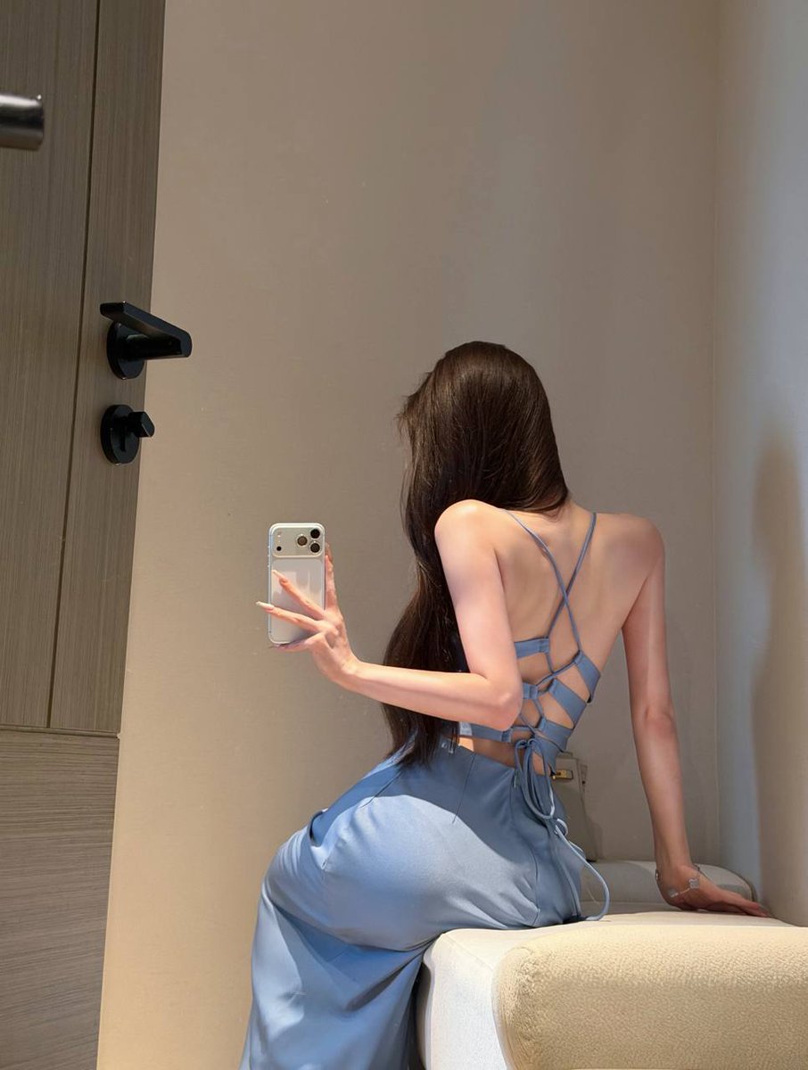 一只小森鹿。 tweet media