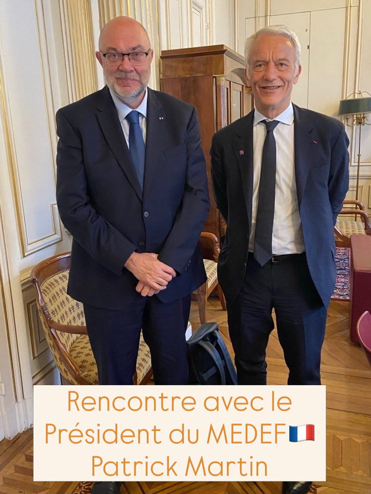 StTRAVERT's tweet image. Réunion avec @PatrickMartin_Pdt du @medef : réindustrialisation, Formation décarbonation, innovation, compétences et #PLF2027 au cœur de nos échanges. Notre priorité : soutenir ceux qui produisent, pour une économie compétitive et tournée vers l’avenir. #Entreprises #Avenir 🏭🇫🇷