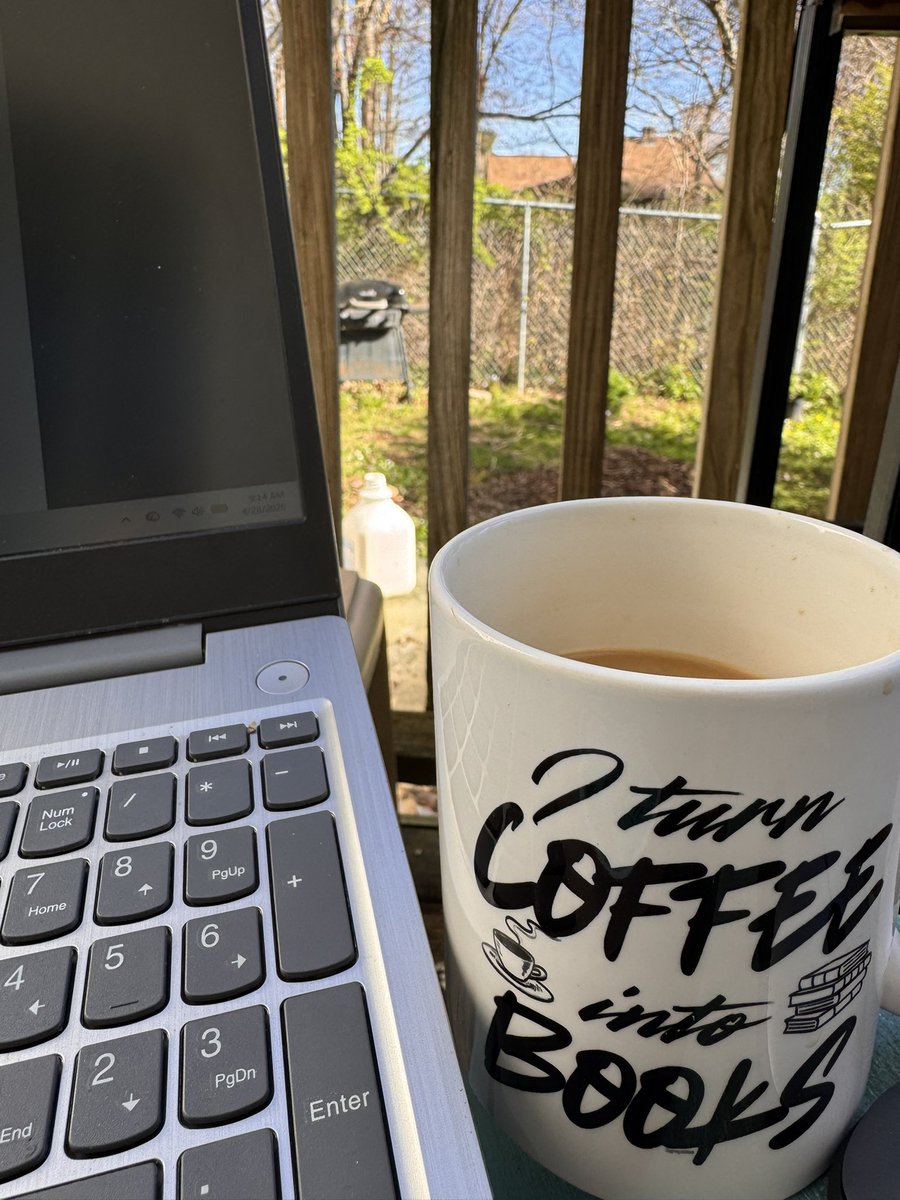 dgray3994's tweet image. It’s been a bit since we’ve seen this view. #amwriting #happyspring