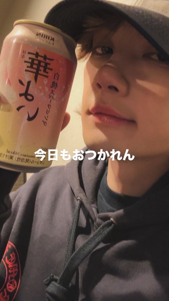 emerald___223's tweet photo. シンプルに顔がすき https://t.co/dY8Z47IRs5