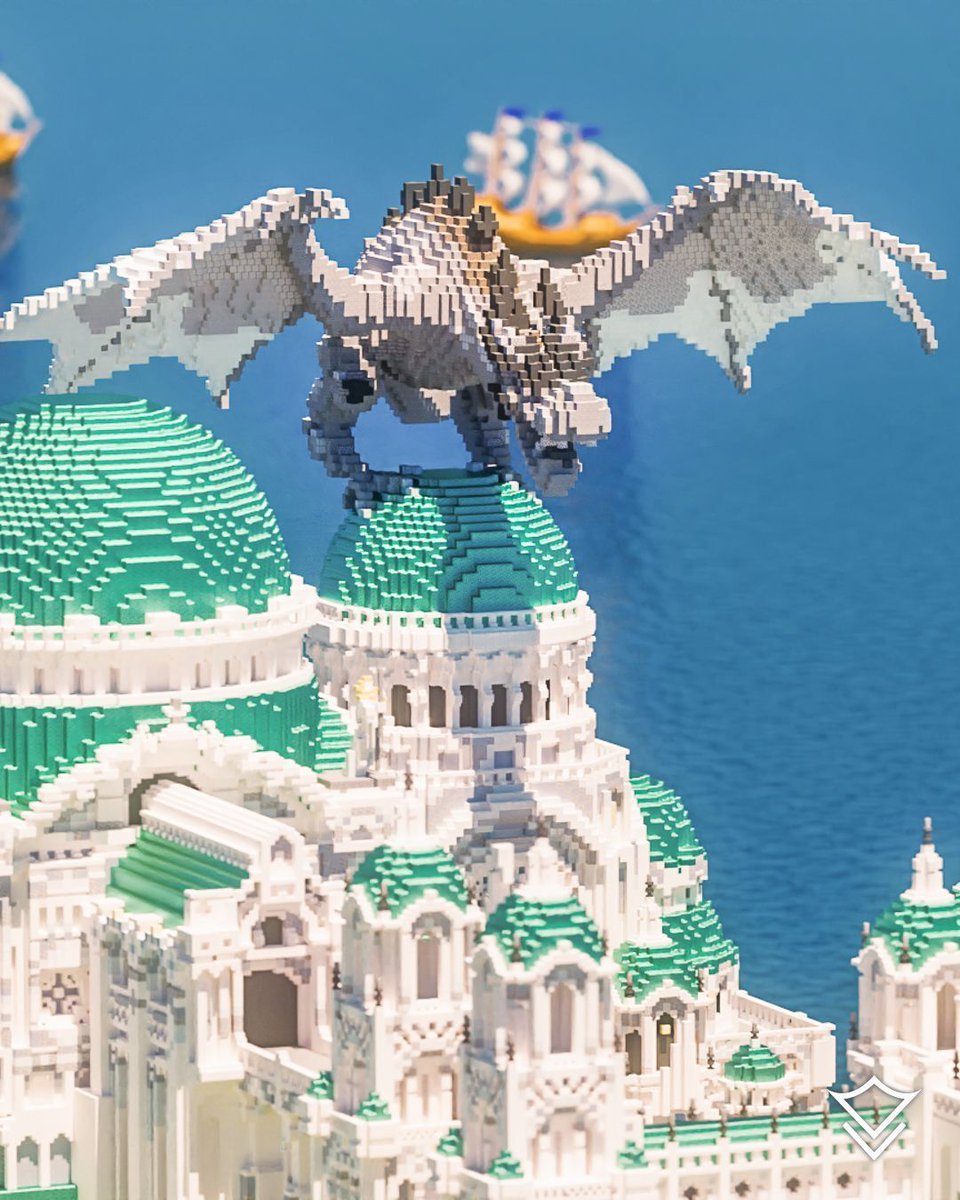 VarunaLLC's tweet image. Have you ever seen a #Minecraft fortress like this? 😮 

🗺️ Reply "CITADEL" and we'll send you more info about this map!

——
#fantasy #kingdom #minecraftbuilds #varunallc #minecraftdaily