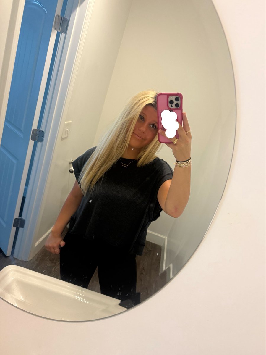 bailey tweet media