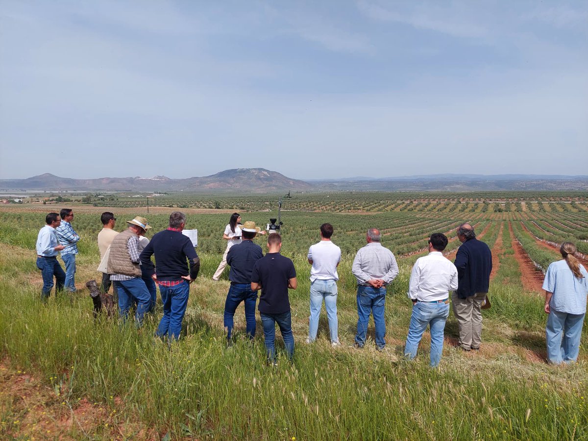 Demofarm Andalucia tweet media
