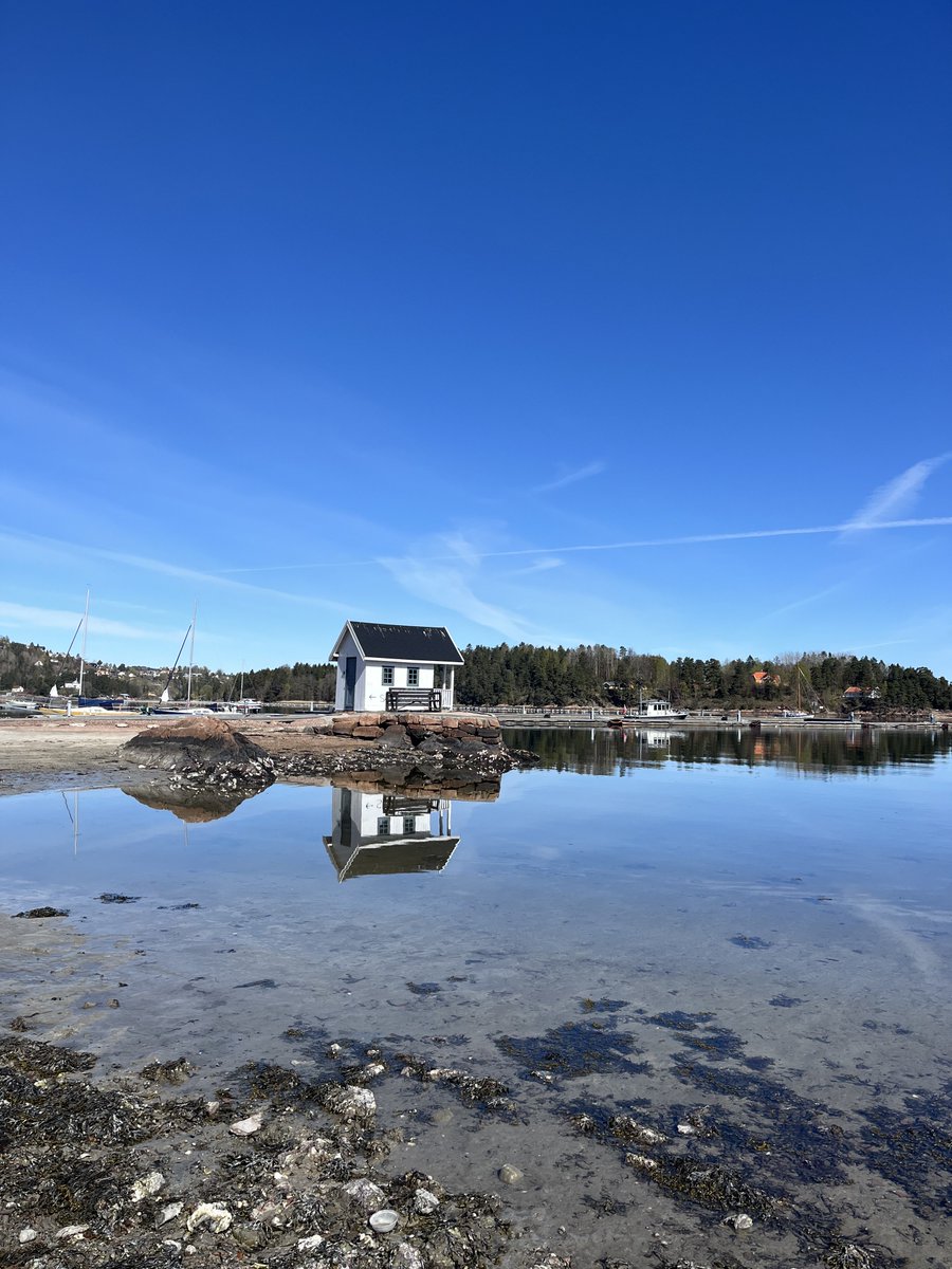 ShahidMAskerN's tweet image. Just a view 🌊💙⚓️
#Norway