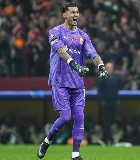 Cografi Ofsayt tweet media