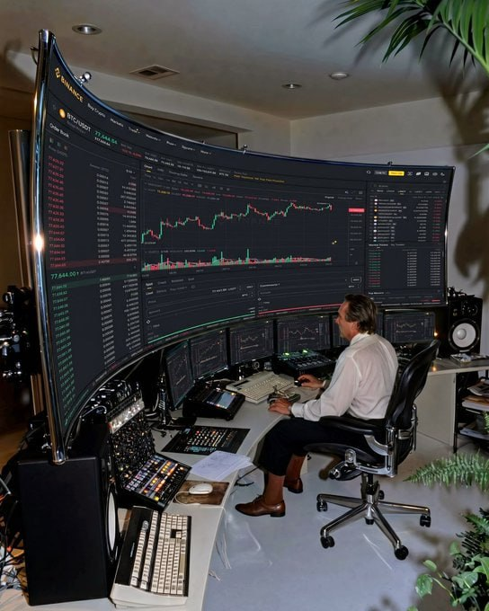 Stadelmanndi's tweet photo. 🚨 Most investors spend years trying to beat the S&amp;P 500… and still fall short.
~13% annual returns over 15 years.
What if you had a system aiming higher?
Our AI spots high-probability setups early.
New trades just dropped 
DM “9” join our group👇
https://t.co/gsb8PtIy1k https://t.co/jHruY7BPRf