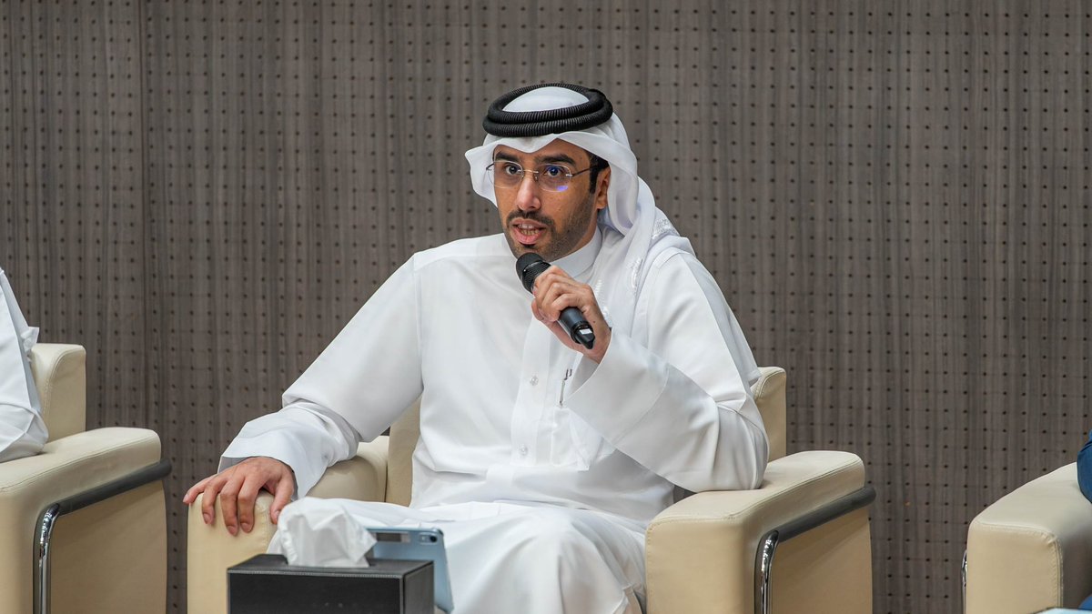 نظّمت كلية القانون بالتعاون مع مركز الدراسات القانونية والقضائية بوزارة العدل ندوة بعنوان " القانون في مواجهة الازمة: التحديات القانونية، والمخاطر التعاقدية، وتعويض الأضرار"، وذلك في مبنى الكلية بجامعة قطر بتاريخ الاثنين 20 ابريل 2026.