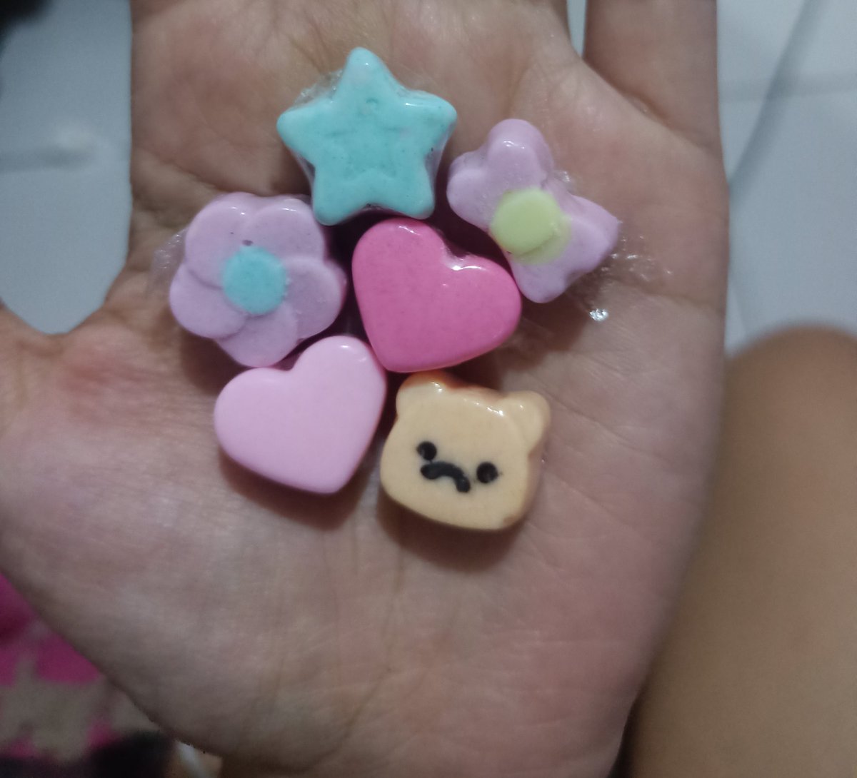 chichi and feifei🦈 ✨ mt after DM tweet media