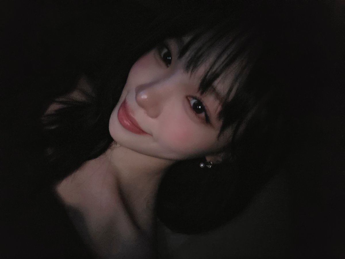 archivedkcw's tweet photo. OH MY GOD CHAEWON https://t.co/Znsclfdk5Q