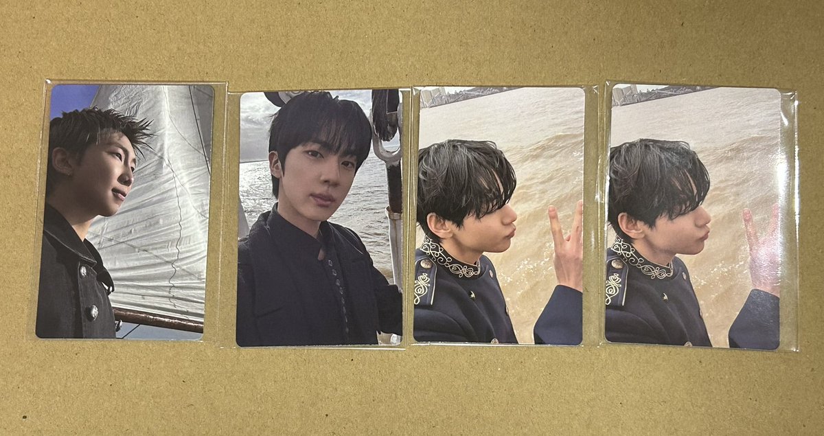 jk91124's tweet photo. BTS ARIRANG  JAPAN GLOBALユニバ タワレコ 特典 トレカ 交換 

《譲》ナム ジン ユンギ ホソク テテ 

《求》グク ジミン

ラキドログク激求めのためn:1可能です！
filmarchivetagも合わせて交換していただけますと幸いです！

リプ、DMにてお気軽にお声掛けください🙇

#bts交換 https://t.co/Se964xsyCj