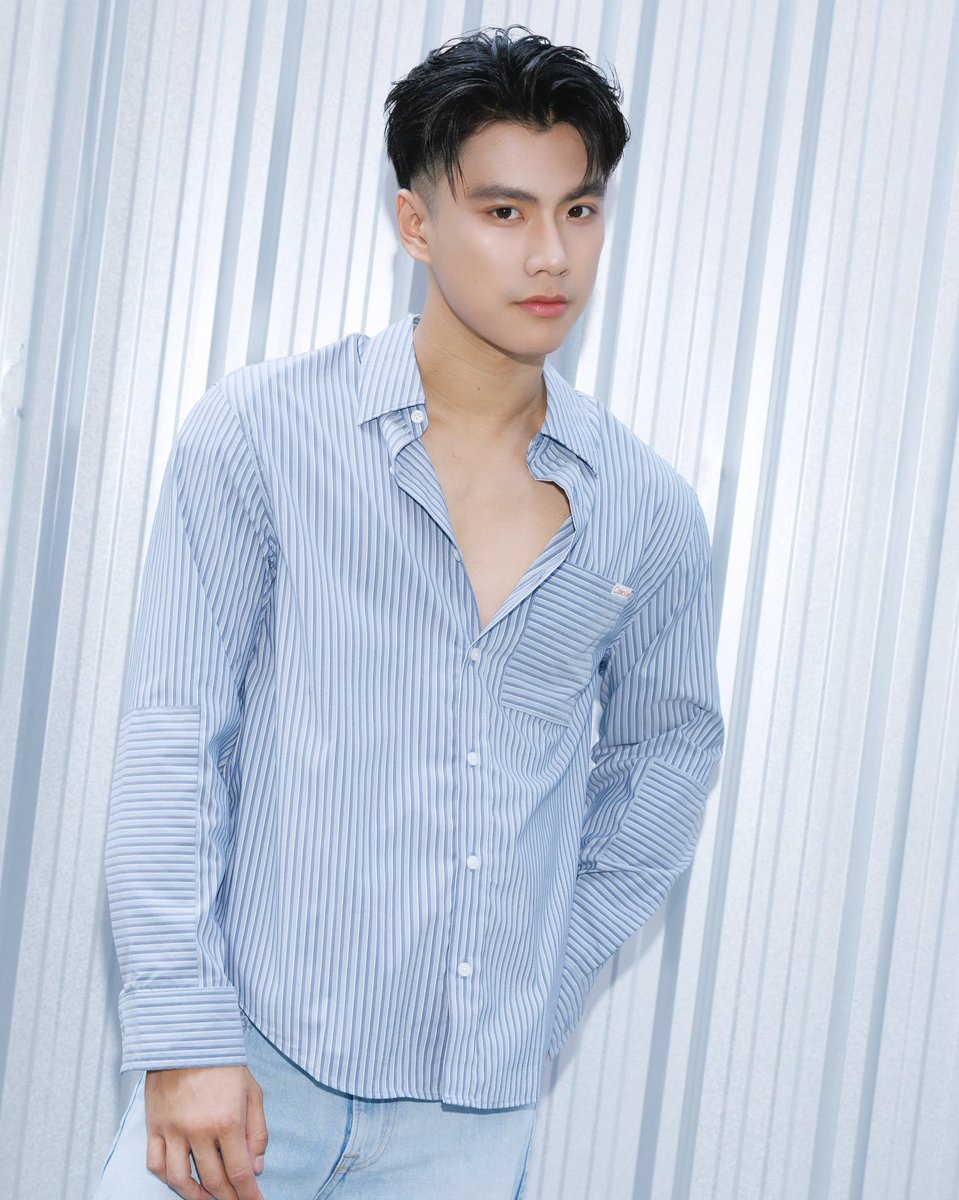 ohmsmamapanda's tweet photo. Wow！CK promotion again！so match the brand！#ohmpawat https://t.co/ve9bIvoscL