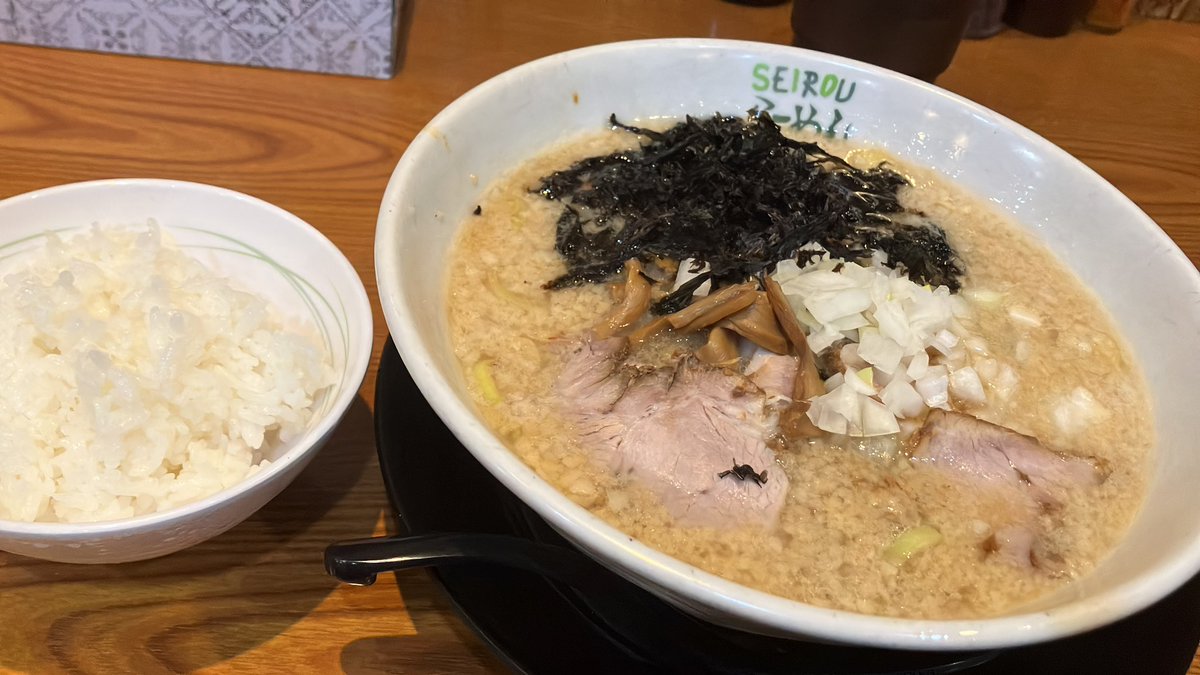 ジンノ tweet media