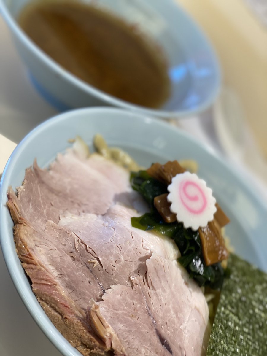 tarock_tmen's tweet photo. 二丁目ラーメン
辛いつけめん
チャーシューがリニューアル
しっとりとした食感が美味😄

ご馳走様でした🙇‍♂️

#橋本 #二丁目ラーメン #つけ麺 https://t.co/esyo48PVtw
