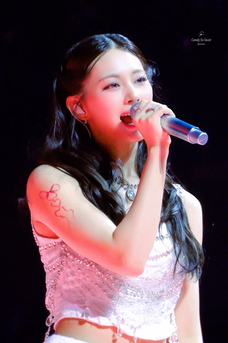 260417 HD Tzuyu

FACE CARD 

#쯔위 #TZUYU #ツウィ #子瑜 #周子瑜 #TWICE #트와이스 #THISISFOR_AUSTIN_D1