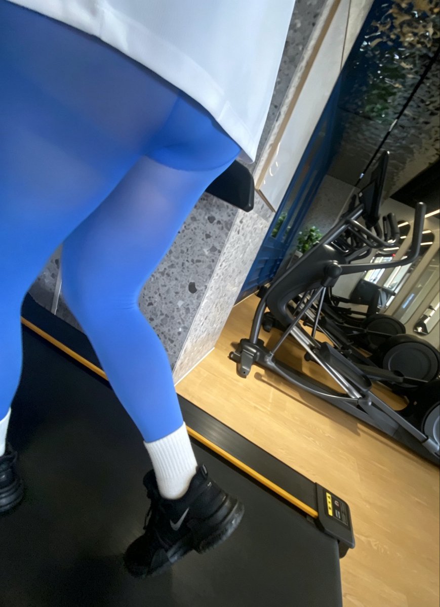 服务员 tweet media