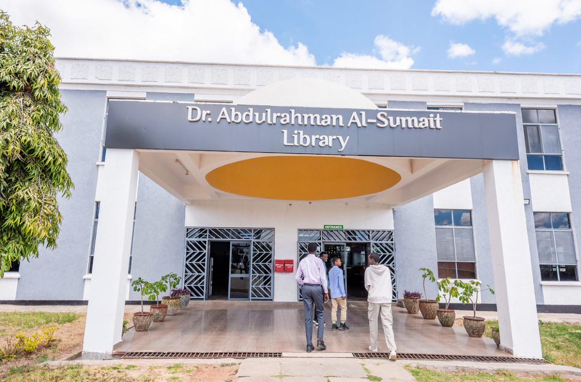 UmmaUniversity's tweet image. Apply for a BSCS course at Umma University, where ideas become solutions,passion meets purpose,where coffee turns code and bugs into lessons.Building the future one line at a time.#computerscience #techstudents #digitalfuture #campuslife #kenyanuniversities