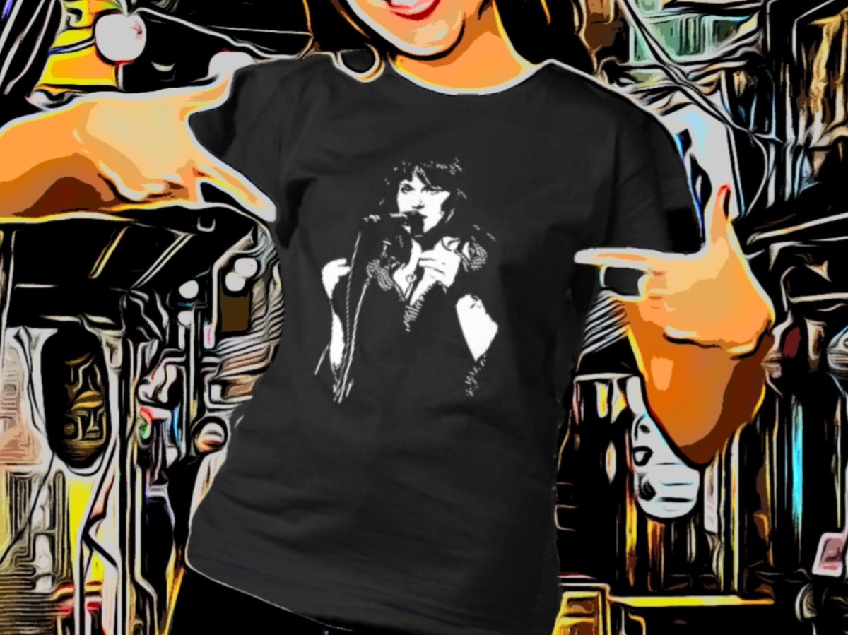 StencilMenace's tweet image. #Heart #Tshirts #StencilArt #70s 

Pick up one of these great 👍 STENCIL MENACE T-shirts featuring Heart ❤️ singer, Ann Wilson, from Etsy.

☆ see SHOP LINK for details ✨️ 
stencilmenace.etsy.com/listing/448947…