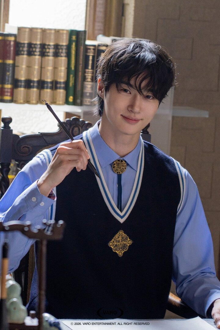 selfolssi ♤ tweet media