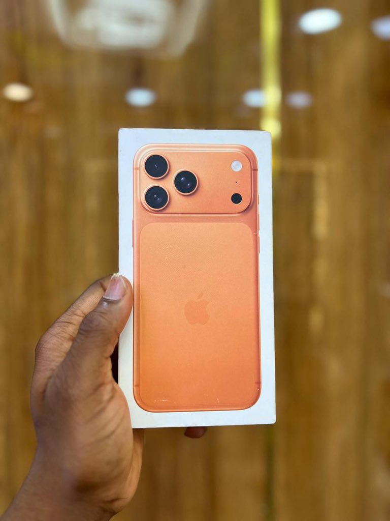 Brand iPhone 17promax

256GB || physical &amp; eSIM

🏷️: 2.2m