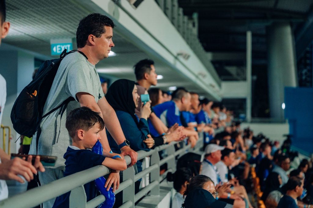 lioncitysailors's tweet image. Thank you fans for showing up in full force at Jalan Besar last night for our #SPL Matchday 17 against Young Lions. 🤍

Through the heavy downpour and the 50-minute delay, you still stayed with us and cheered on the Sailors until the end.