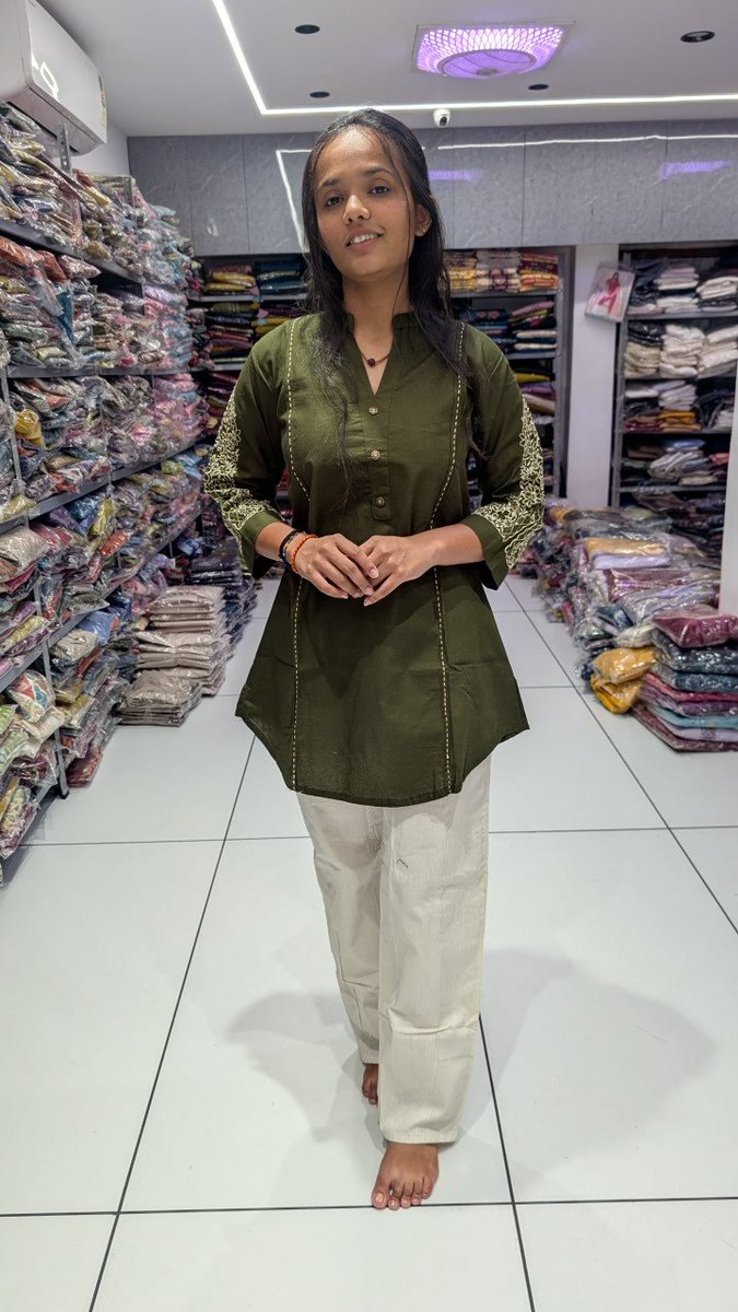 VipulGajer7371's tweet image. Cotton Top &amp;amp; Plazo 

🥰Look beautiful in our New Cotton Short top with Work detailing for all day comfort available in beautiful design  colours ❤️

Description 

Size= 
  M  L  XL  XXL 3XL 
  38 40 42  44  46
 👗Kurti length=32 
 👖Pant length=40
#reels #fashion #trending #viral
