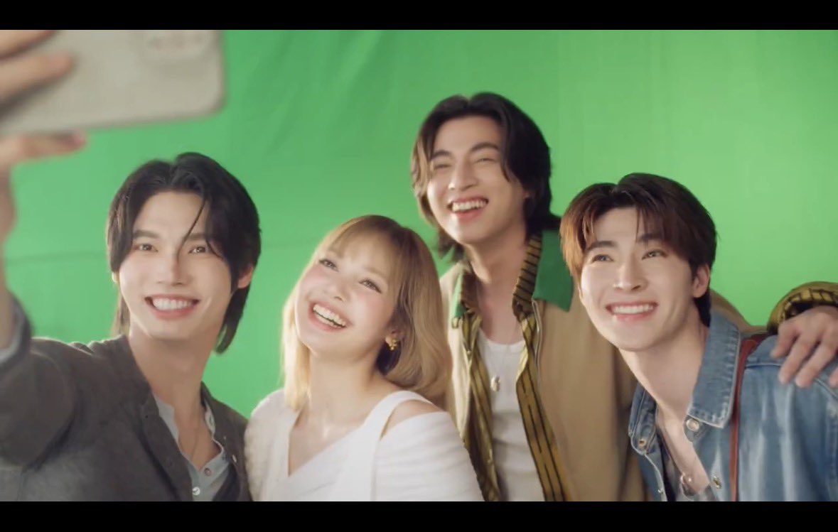 はるこ tweet media