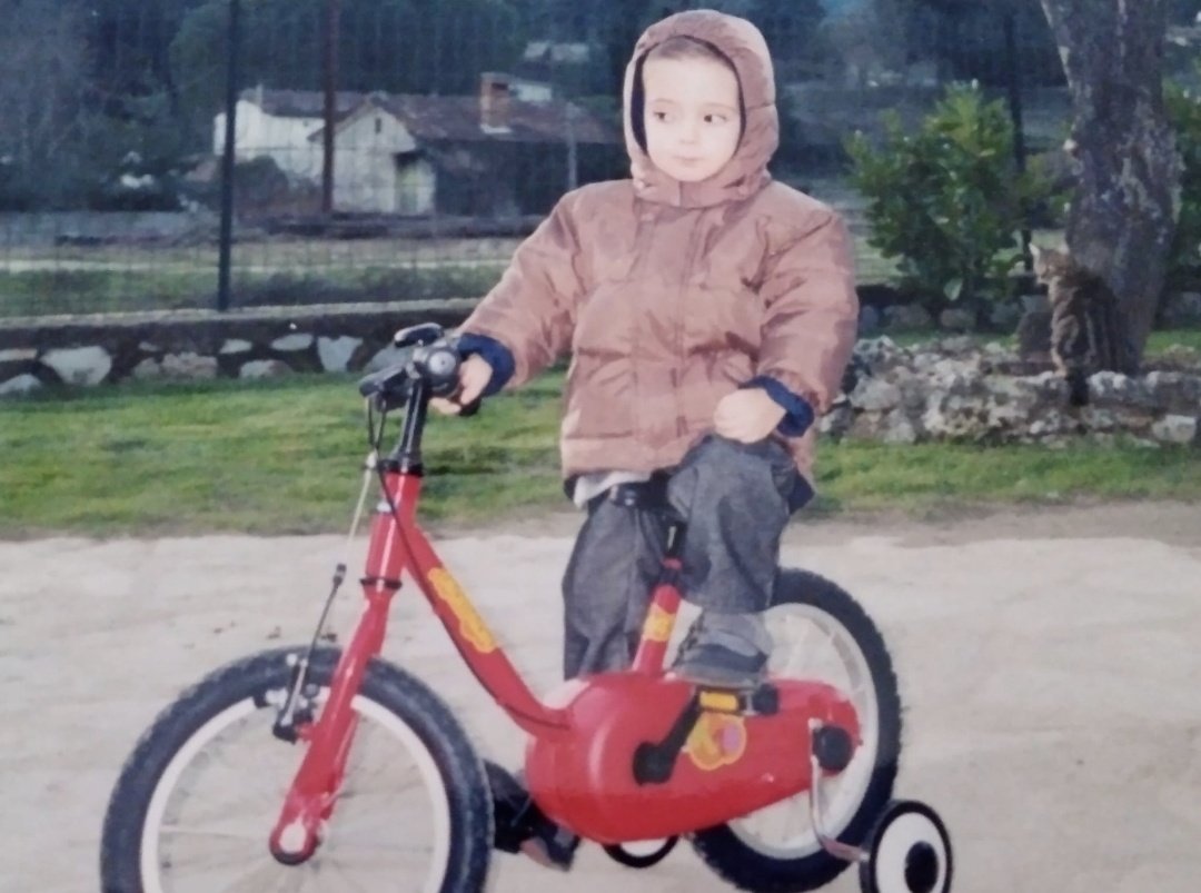 🐊 ɘнɔɒтƨυoм tweet media