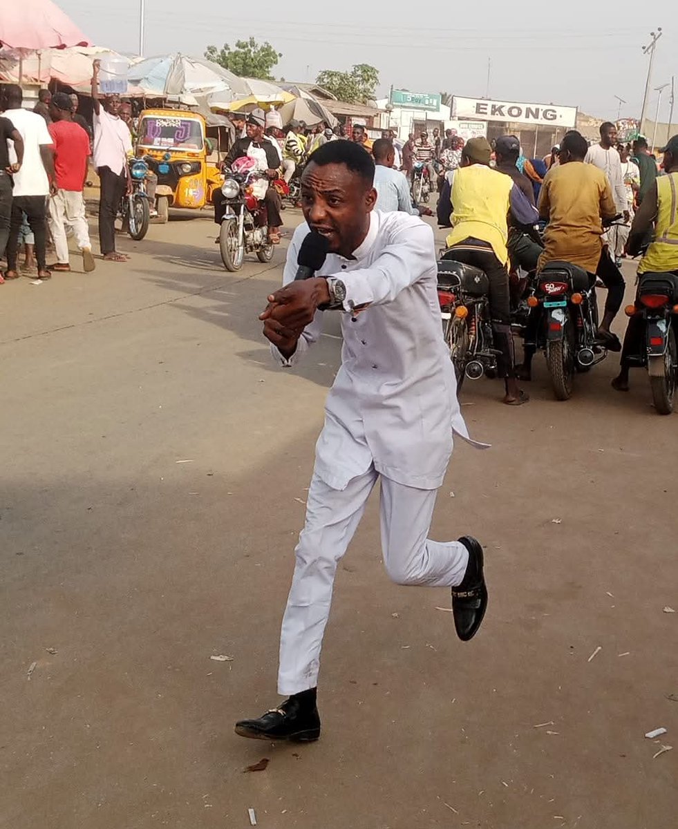 GYATA BA🦁 🇬🇭🇬🇧 tweet media