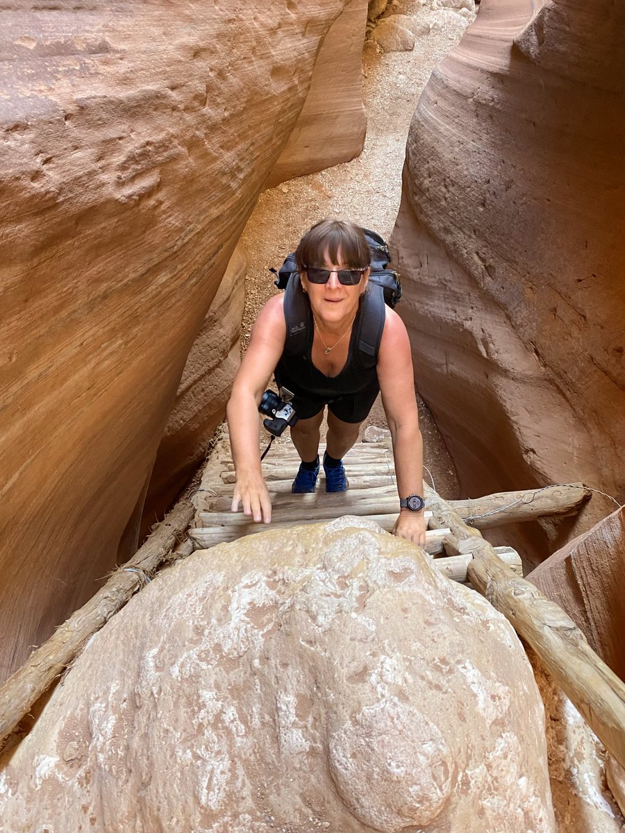 A_Train1983's tweet image. Good Morning. I wish everyone a fantastic #Tuesday. 
“The world is a book and those who do not travel read only one page.”
I took this pic of my wonderful wife on our hike at Buckskin Gulch, Utah. 
#Positivity #Nature #Adventure