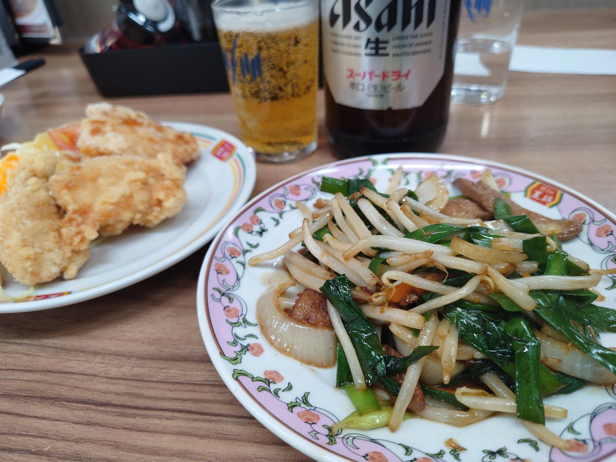 Colonel_Boya's tweet photo. 本日の夜ご飯🙌

王将いってきたよー😊お気に入りのシェフいてたからニラレバジャストサイズで注文！坊やのジャストサイズのみで作ってくれてた💦これに日本酒飲んで割引適用してお会計約1,500円、おいしすぎた🤤 https://t.co/Hje3fVKixp