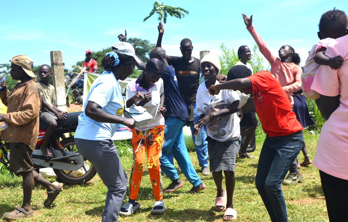 etop_radio's tweet image. The Diocesan Coordinator for Children and Prayer at Soroti Anglican Diocese, Rev. Mikala Akello, has urged parents to adopt responsible parenting to address the rising number of street children.

#Streetchildren
#ResponsibleParenting
#EtopradioNewsupdates