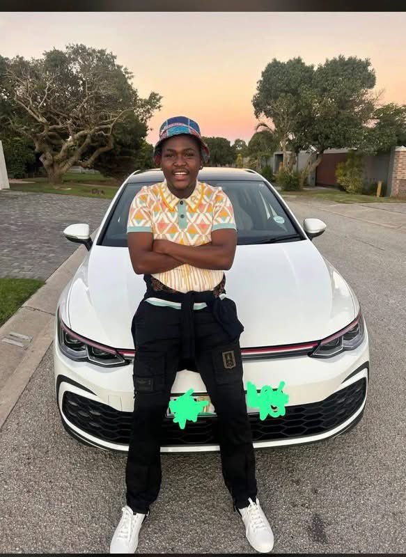 Msunu ka Johann Rupert tweet media