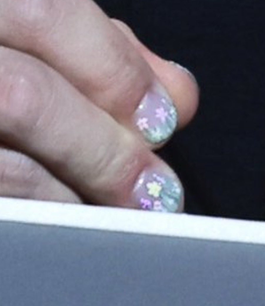 Ayu!ིྀ tweet media