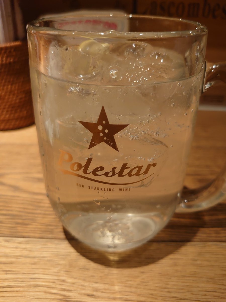 ベイン tweet media