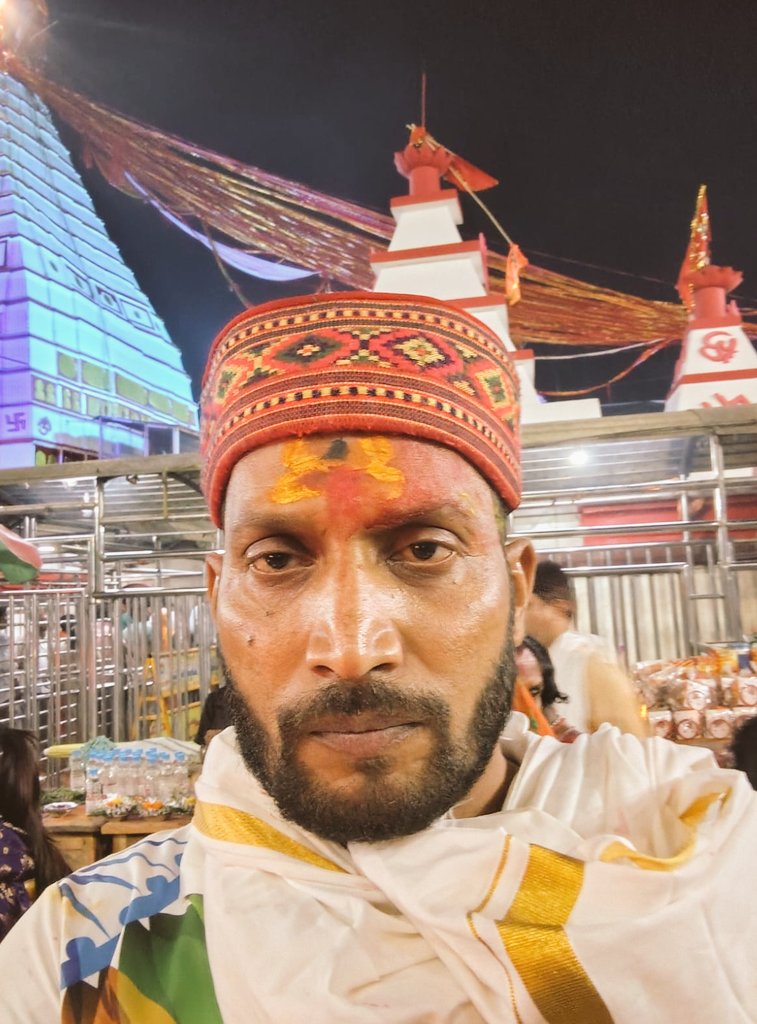DeepakD198's tweet photo. कुछ दर्द ऐसे होते हैं , जो कहे नहीं जाते #महादेव... 
बस तेरे आगे ही रोए जाते हैं..... 🔱 https://t.co/jx2Y4ArTmH