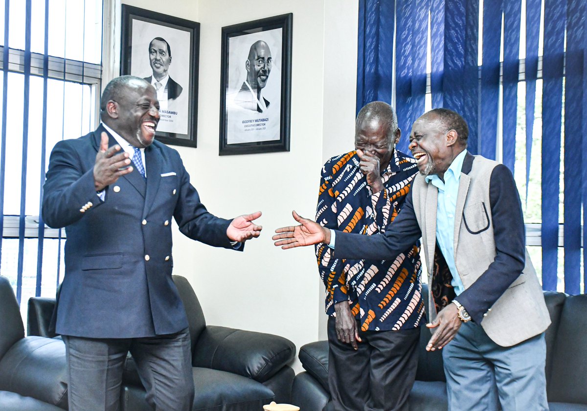 Hon. Nyombi Thembo tweet media