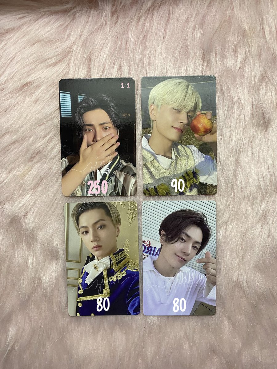 sia 𝜗ৎ tweet media